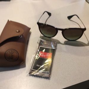 Ray-Ban Accessories - Ray Ban Erika style RB4171 Ray-Ban Accessories - Ray Ban Erika style RB4171
